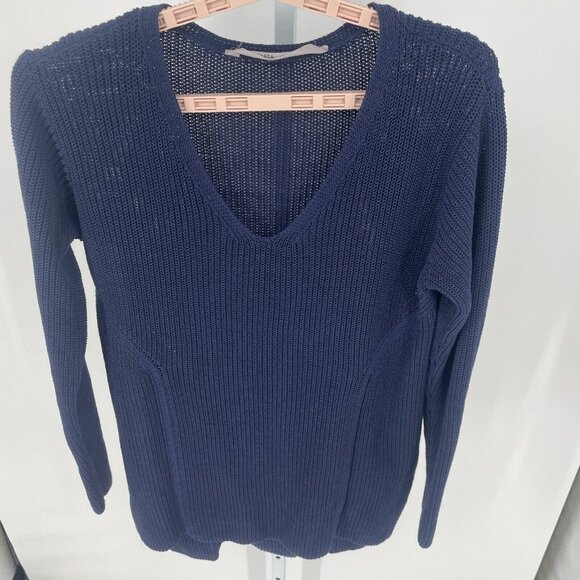 Athleta Highline Sweater Sz Large Tunic Blue V-Neck Knit Preppy Neutral Normcore - Picture 4 of 15